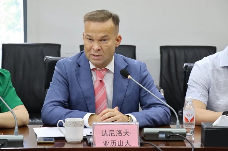 微信图片_20251029151031_1025_260